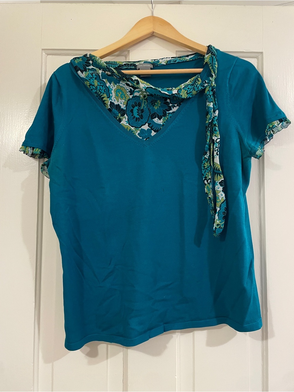 Vintage Ann Taylor Teal Short-Sleeve V-Neck Top with Floral Scarf Trim